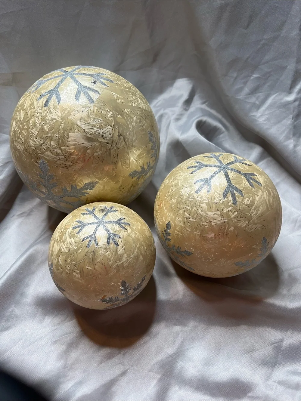 Holiday Decorative Snowflake Light Up Glass Spheres - Gold